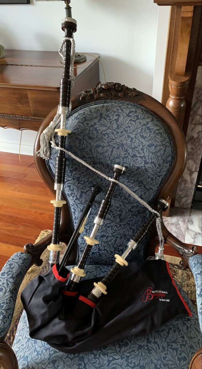 Presentation MacRae Pipes by McCallum Bagpipes